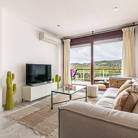 Rentitspain Apartamento Charming Gym, Jacuzzi Y Balcon Estepona Luaran gambar