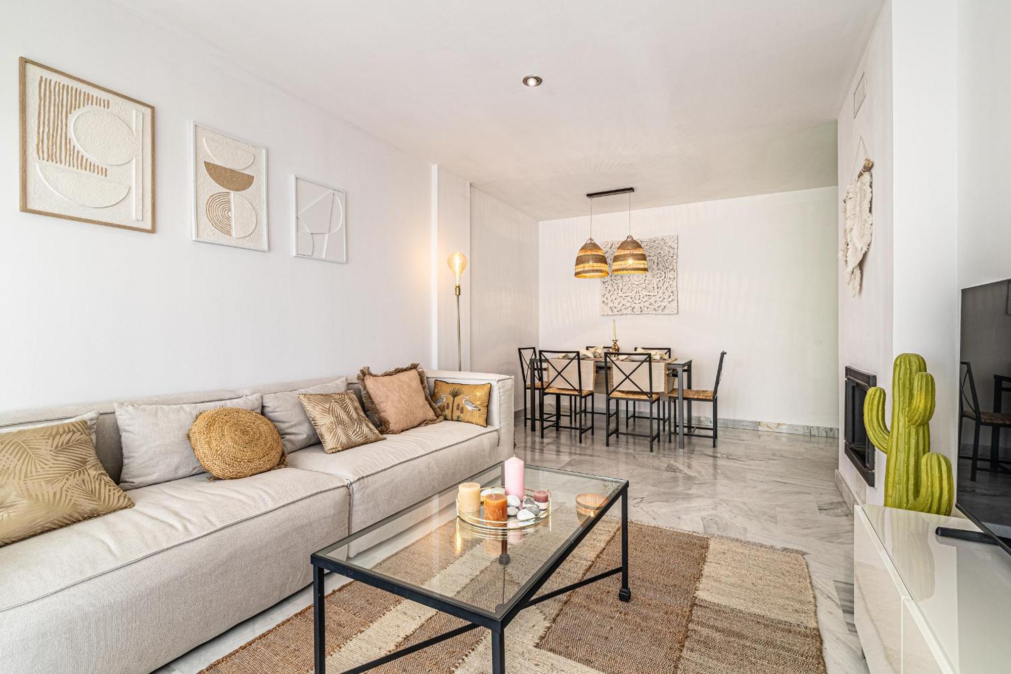 Rentitspain Apartamento Charming Gym, Jacuzzi Y Balcon Estepona Luaran gambar